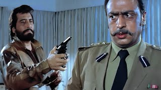 Dosti Ke Naam Pe Kalank Hain Tu  Vinod Khanna Jabardast Scene  Gulshan Grover  Muqadama [upl. by Aniretac]