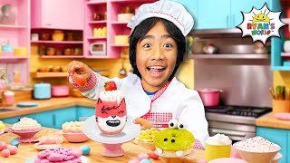 Ryans VTuber Baking Competition  Kids Learn to Bake [upl. by Delores524]