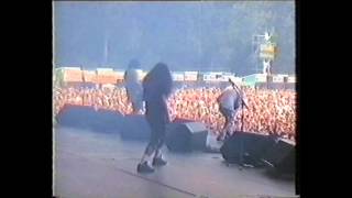 Therapy quotHear Nothing See Nothing Say Nothingquot wSepultura 1994 Werchter Festival [upl. by Grounds]