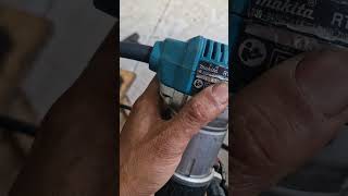 Phây gỗ makita RT0700CĐiện zin 230vCs 710wVt 1000030000minMũi 6li☎️0933885447 tuấn [upl. by Carley]