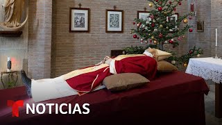 El papa Francisco recordó a Benedicto XVI en el Vaticano  Noticias Telemundo [upl. by Kier223]