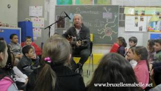 Henri Dès  La machine  Session acoustique par quotBruxellesmabellenetquot 12 [upl. by Pisano]