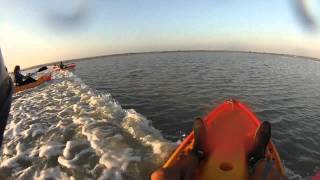 Le Mont Saint Michel grandes marées mascaret et kayak surf [upl. by Aronos471]