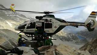 Rescates Pirineo Oscense Operaciones de la Guardia Civil Huesca [upl. by Analak]