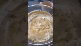 Garlic mashed potatoes done 2 ways reels mashedpotato thanksgiving shorts food instagram [upl. by Noeht]