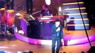 Roger Cicero  Bin heute Abend bei dir liveAlte Oper Frankfurt 11102014 [upl. by Arvo749]