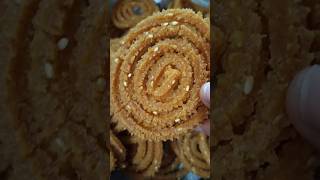 😍कुरकुरीत चकली रेसिपी  पारंपरिक आणि सोपी पद्धत  Crispy Chakli Recipe in Marathi diwali shorts [upl. by Giavani568]