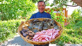 Crabs Abalones and Chicken Feet in One Clay Pot Amazing Combination Uncle Rural Gourmet [upl. by Rufena]