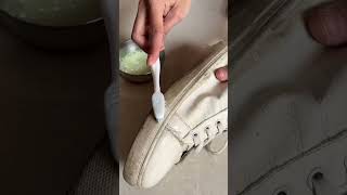 Easy hack to clean white shoes 😍whiteshoes hacks shorts [upl. by Jean]