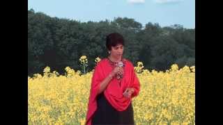 Mussaraton Ki Gaadi  Rev Tahira Ali Massey  Hindi Gospel Song  Masihi Geet [upl. by Walt]