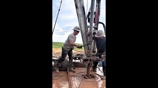 Workover Service Rig Part2 rig work drilling oil tripping over [upl. by Anaya834]