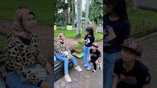 Pura pura gak lihat keripikkentangmasboy shorts youtubeshorts trending comedy humor [upl. by Nehepts112]