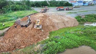 Greatest Activity dozers D60P pushed Soil with many SHACMAN delivery 25ton failloading [upl. by Ayitahs]