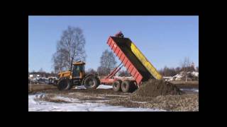 JCB Fastrac 3200 with Bigab 2024 Hooklift trailer [upl. by Einaej]