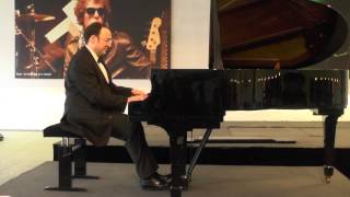 Ruslan Bezbrozh spielt J S Bach quotItalienisches Konzertquot BWV 971 [upl. by Ramhaj599]