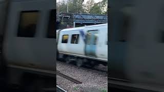 class 700 passing harringay [upl. by Bertie]