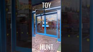 UK Toy Hunt Tour at Smyths Toys [upl. by Harwin]