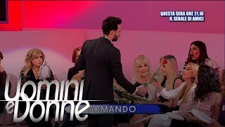 Uomini e Donne Trono Over  Armando ha un pensiero per tutte le dame [upl. by Maidie]