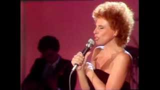 Ornella Vanoni  Medley Mi sono innamorato di te Lontano Lontano LiveRSI 1982 [upl. by Enayr]