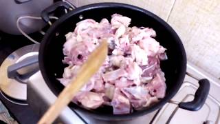 Chicken curry Rayalaseema styleHow to prepare chicken gravy Andhra style Rayalaseema VillageDhaba [upl. by Duthie342]