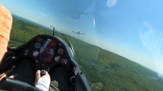 Towplane Waves Glider Off Tow  Towplane Emergency [upl. by Angus]