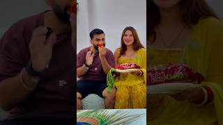 Gaurav ko tamatar khana hai 😅 shorts youtubeshorts gauravaroravlogs [upl. by Dane]