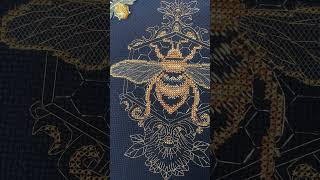 Golden Bee od Abris Art w pięciu krokach haft haftkrzyżykowy crossstitch pszczoła bee [upl. by Cram]