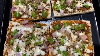 Garlic Bread Pizza  Cheesy Garlic Bread Pizza  Cheese Garlic Bread  Easy Recipe By Monika SK [upl. by Navert123]