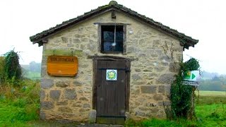 La plus petite bibliothèque de France est en Haute Vienne [upl. by Sabba]