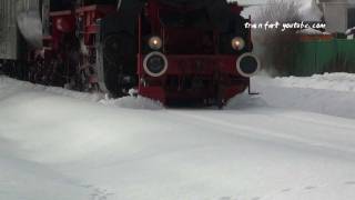 HDDampflok 52 7596 macht den Schneepflug in Kleinengstingen  Supergenial [upl. by Fritzie]