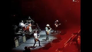 Skay Beilinson  Todo un Palo  151222 Movistar Arena [upl. by Yardley]