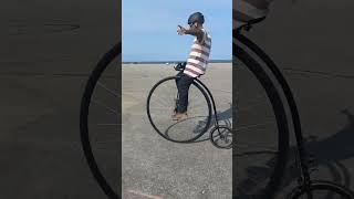 penny farthing high wheel ordinary bone shaker singing 1 eye 1 horn flying purple people eater [upl. by Zerimar]