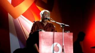 Soumitra Chattopadhyay reciting Tagores Jhorer Dine [upl. by Remoh]