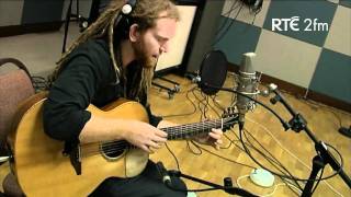 Newton Faulkner singing his track I Need Something live on RTÉ 2fm [upl. by Cami]