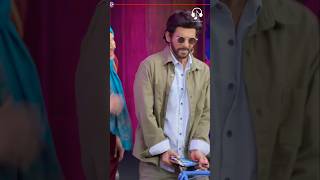 Sunil Grover as SRK😂 kapilsharma sunilgrover aliabhatt netflixindia ytshorts karanjohar [upl. by Novets]