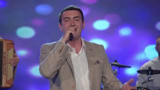 Damjan Stojanovski i Grupa Molika  Nema druga Makedonija Art Studio Production Live TV Show [upl. by Kanter269]