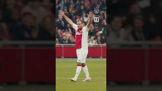 We mic’d up Rafael van der Vaart during Ajax Legends  Real Madrid Legends 🎙️ [upl. by Onra]