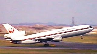 1992年 羽田空港旧ターミナル  Classic  Japan Airlines DC1040  Tokyo International Airport 1992 [upl. by Katherine]