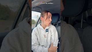 La petite dernière VS L’enfant du milieu  Dormir chez une amie tiktok humour divertissant [upl. by Bernette]