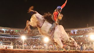 Rodeio de São GotardoMG 2017  MELHORESQUINTA FEIRA [upl. by Esmerelda593]