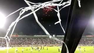 RECIBIMIENTO DE NEWELLS DESDE ADENTRO VS velez COPA LIBERTADORES [upl. by Allcot]