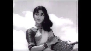 Kattodu Kuzhal Aada Song Periya Edathu Penn MGR  BSarojaDevi [upl. by Zischke265]