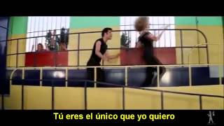 OLIVIA NEWTON amp JOHN TRAVOLTA Youre the one that I want Subtítulado en español HD [upl. by Evaleen]