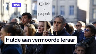 Duizenden Fransen brengen in Arras hulde aan vermoorde leraar [upl. by Aruasi510]