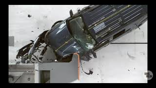 2020 ford explorer crash test [upl. by Troxell687]