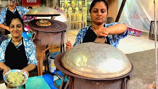 Gujarati Didi Selling Unique Bhakri Pizza in Mumbai  Only Rs₹190  Pizza Recipe  Street food [upl. by Keelin]