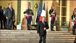 Poutine quitte lElysée après un souper avec Hollande  0506 [upl. by Nya]