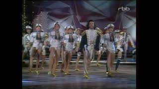 Fernsehballett  Stand Up [upl. by Humpage]