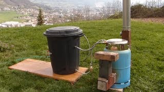 Chauffer sa quotpiscinequot avec un rocket stove [upl. by Wavell]