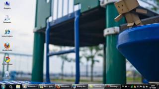 Danboard Danbo The Boxman  Windows 7 Theme HD [upl. by Goldshell318]